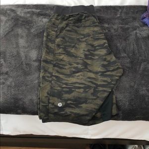 Men’s lululemon 9” linerless short